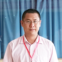 鄧德堅