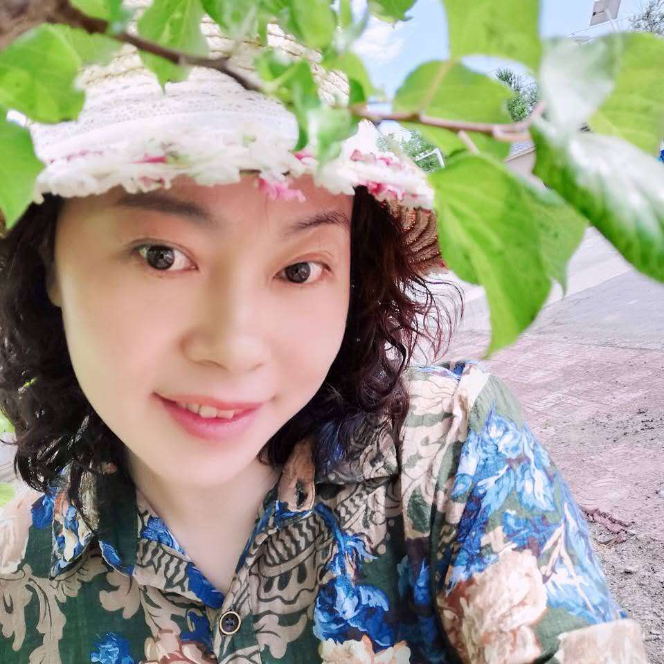 項(xiàng)秋玲