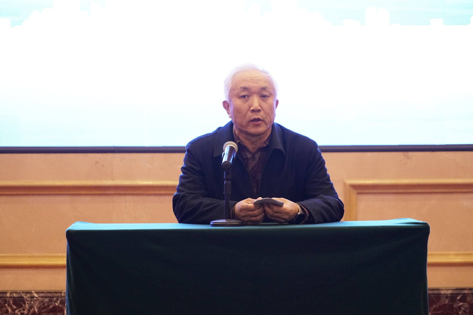 北京中教市培教育研究院常務副院長解海濤就這次研修活動的住宿、交通、會議紀律及安全事項作了說明和要求。
