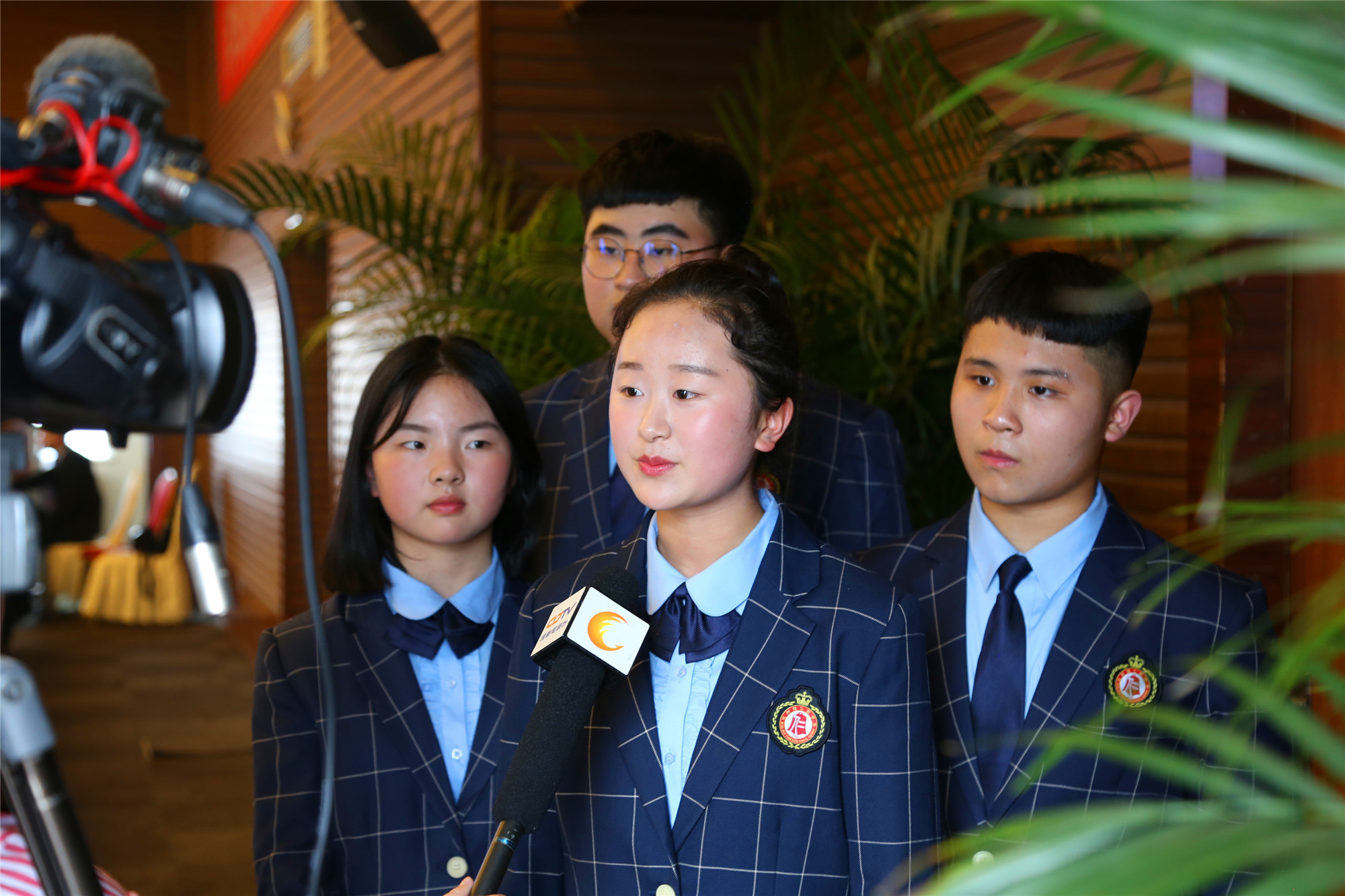 以學生心中的“好課堂、好老師、好校長、好學校”為主題的學生心聲表達。來自達州名仁園中學的四位學生和西南科大的大一新生述說他們心中的好老師、好課堂。好學校、好校長。
