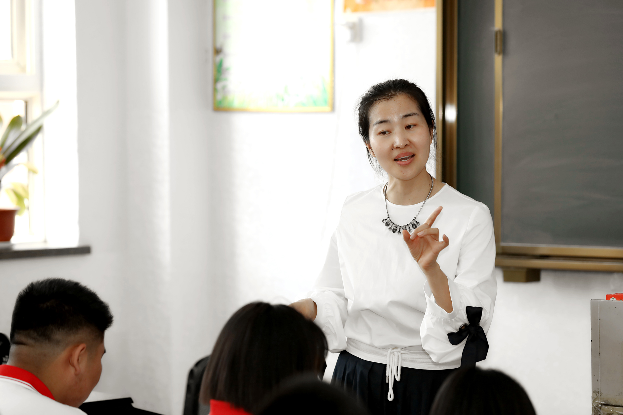 全國教學(xué)轉(zhuǎn)型與課堂創(chuàng)新高峰論壇課堂風(fēng)采展示美圖賞析。